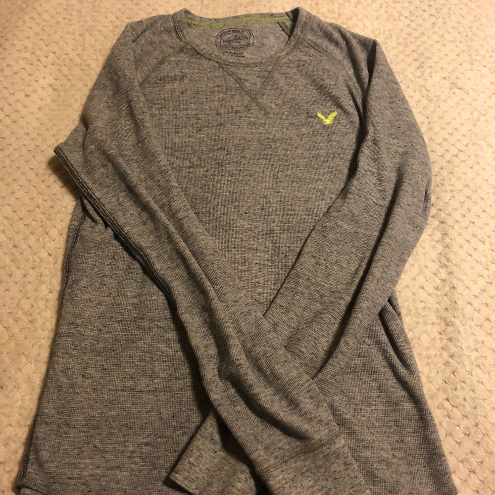 American Eagle Gray Long Sleeve T-Shirt